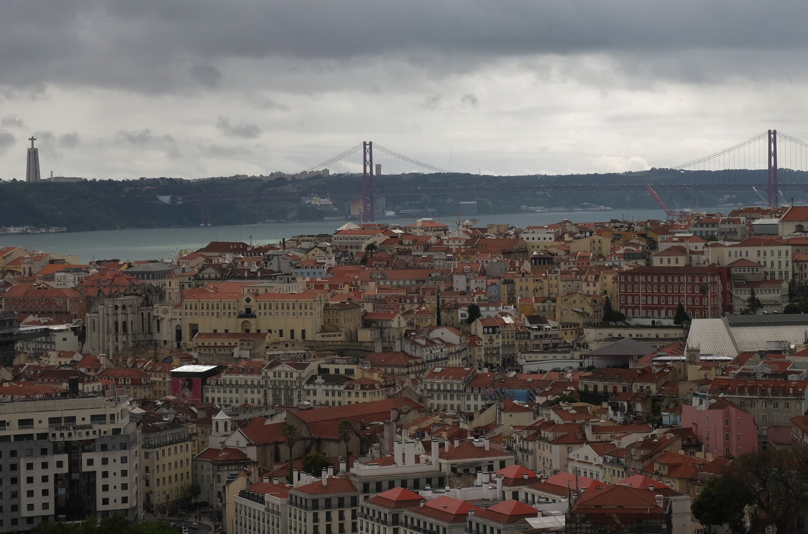 Blick über Lissabon