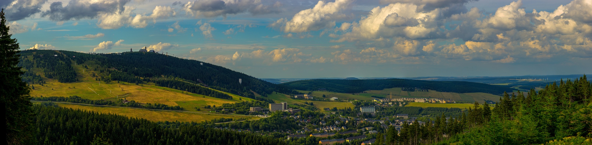 Blick über Oberwiesenthal 2