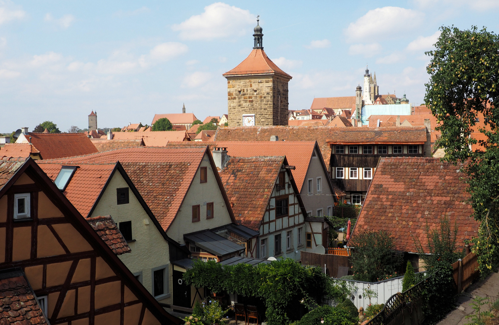 Blick über Rothenburg ob der Tauber...