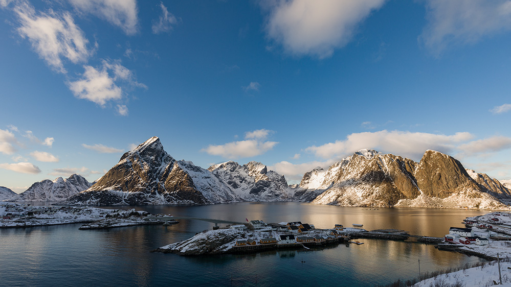 Blick über Sakrisøy