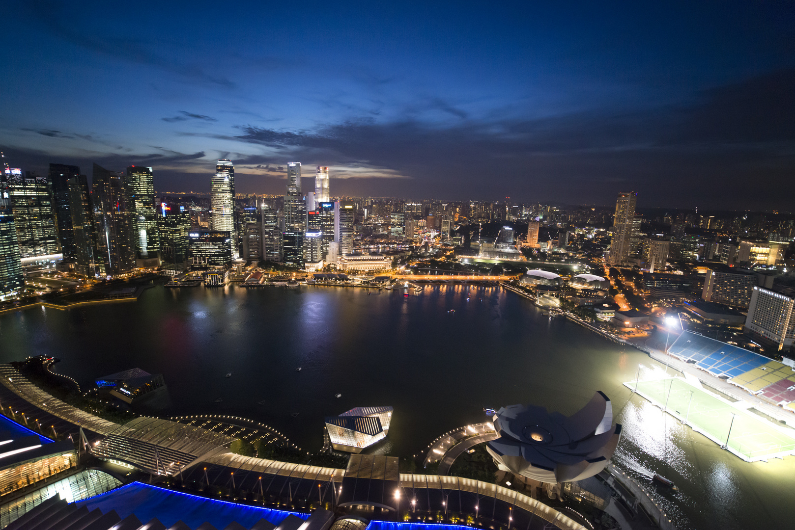 Blick über Singapur vom Marina bay sands