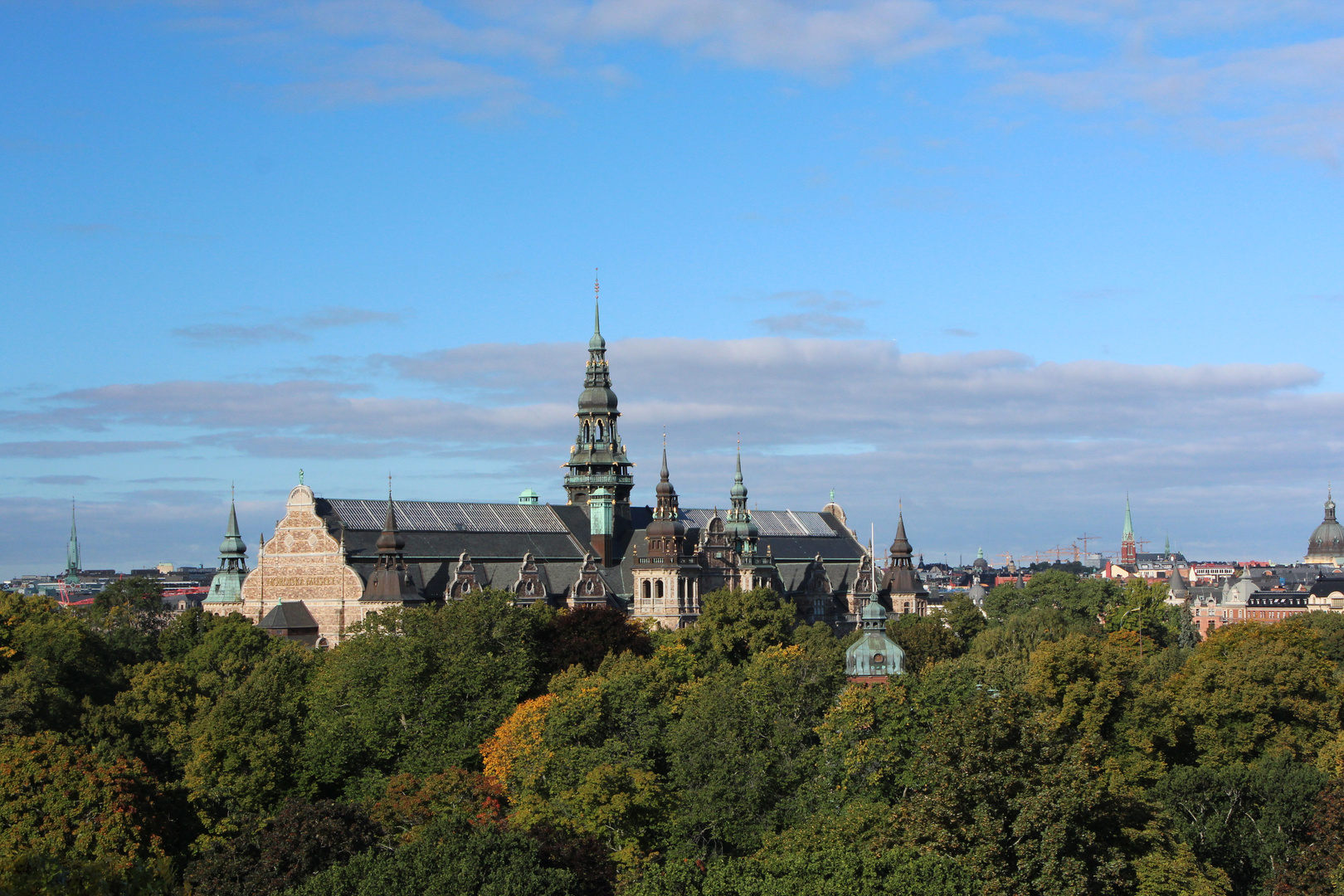 Blick über Stockholm im Herbst