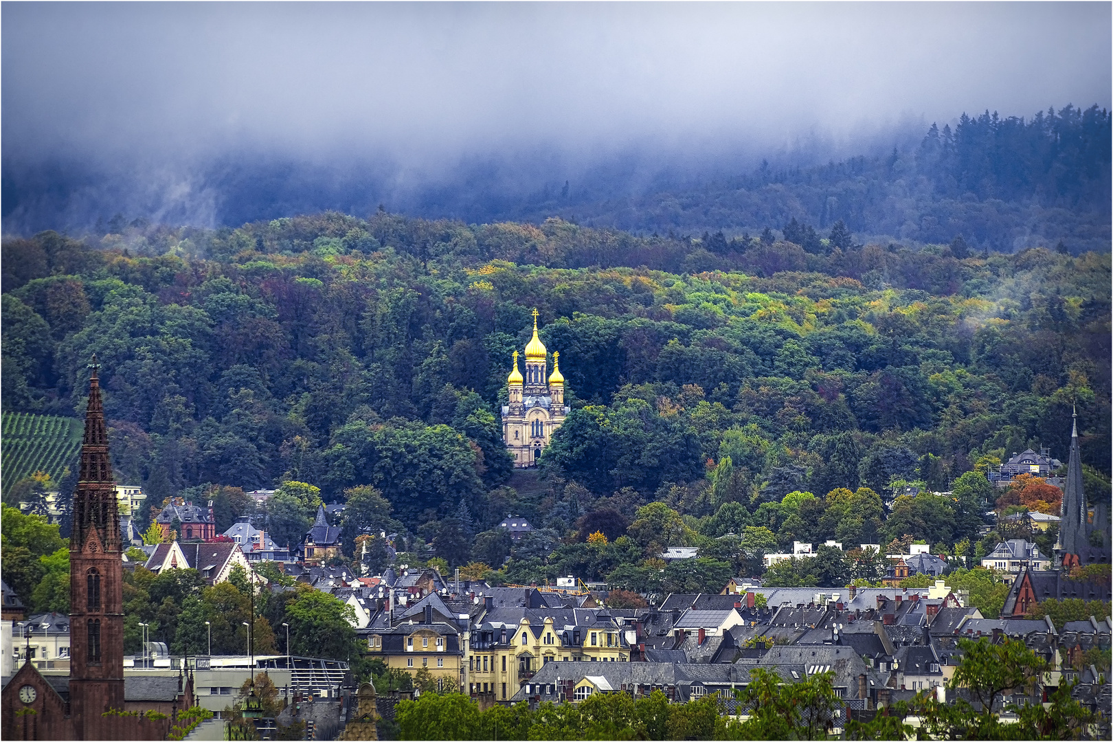 Blick über Wiesbaden vom Theodor-Heuss-Ring