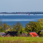 Blick über Wohlenberg und die Wohlenberger Wiek bis zur Insel Poel