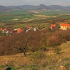 Blick vom 446m hohen Kahlen Berg (Holy vrch) des Böhmischen Mittelgebirges...