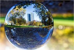 Blick vom alten Elbpark im Herbst ...