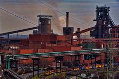 Blick vom Asumer Berg auf lebendige Industrielandschaft