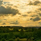 Blick vom Aussichtsturm Schwarzes Moor über die Hochrhöhn auf die Wasserkuppe