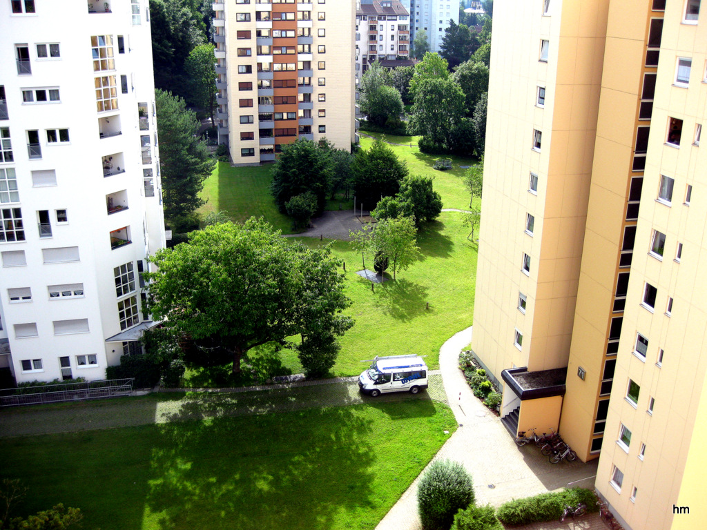 Blick vom Balkon - bald müssen wir da rein!