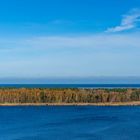 Blick vom Barhöfter Kliff über die Insel Bock auf die Ostsee... 