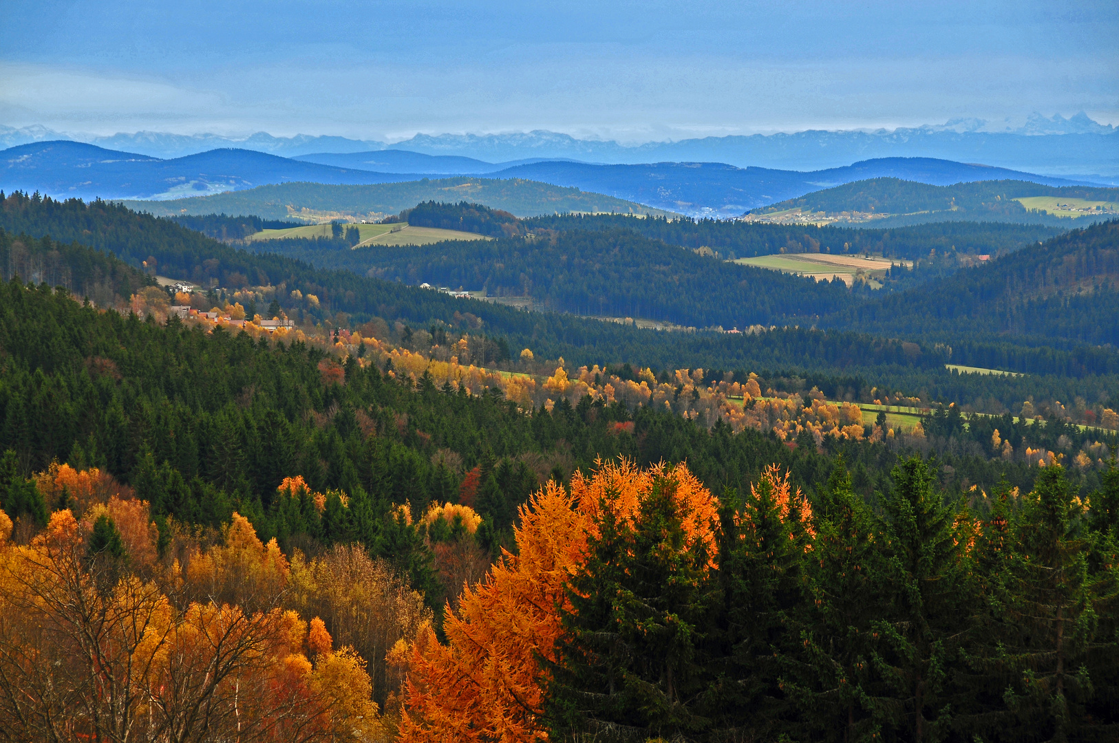 Blick vom Bayerischen Wald bis in die Alpen Foto & Bild  landschaft, natur Bilder auf fotocommunity