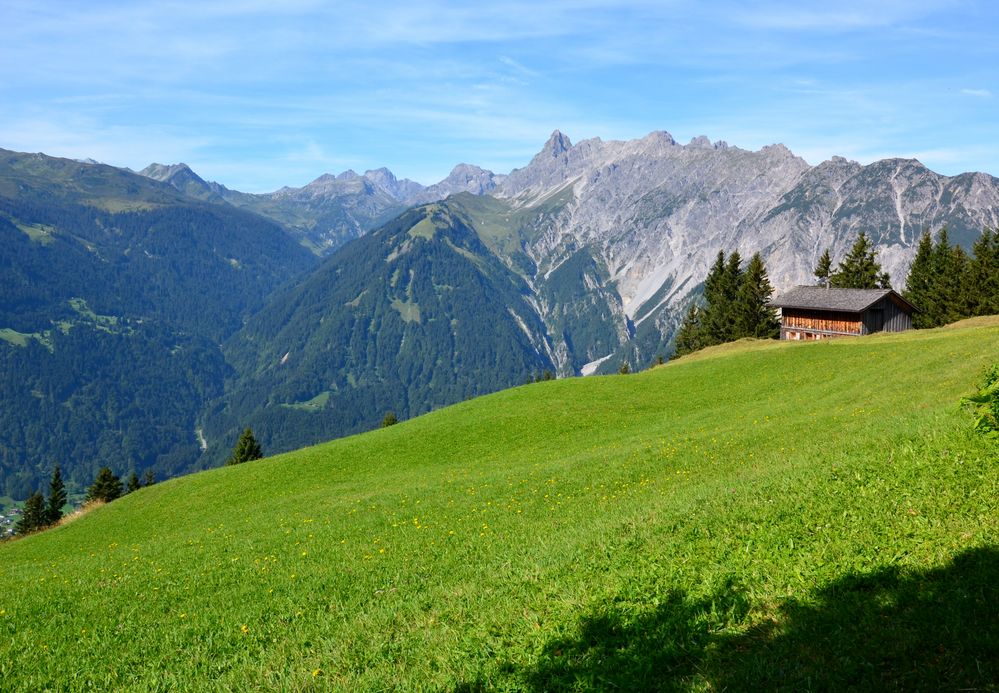 Blick vom Berggasthaus "Rellseck"…