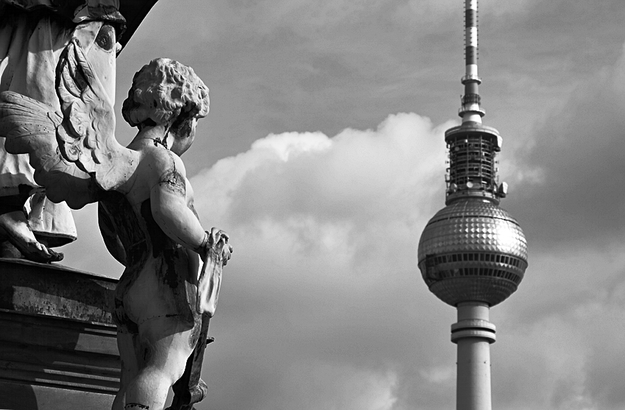 Blick vom Berliner Dom auf den Fernsehturm