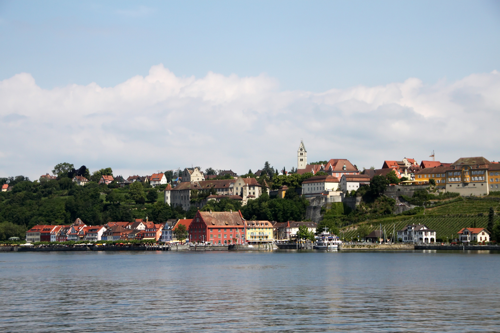 Blick vom Bodensee auf Meersburg