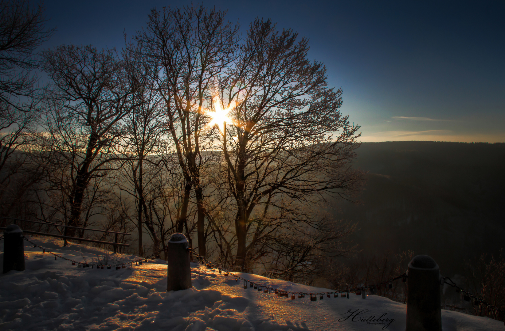 Blick vom Burgberg am Abend