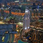 Blick vom Burj Khalifa am Abend über Dubai