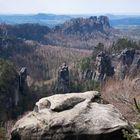 Blick vom Carolafelsen zu den Schrammsteinen