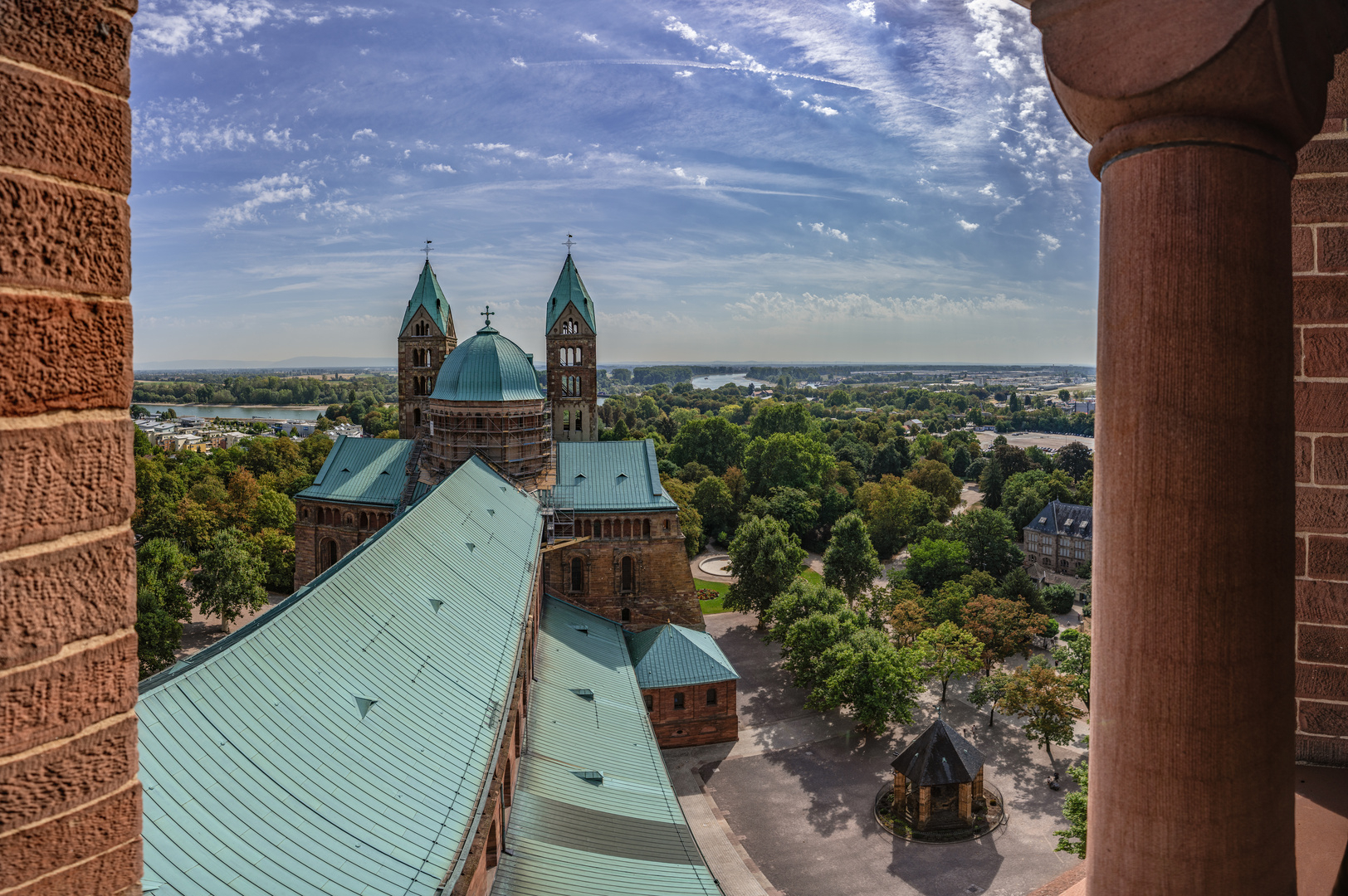 Blick vom Dom in Speyer nach Osten