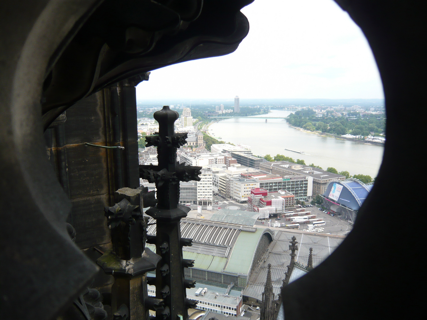 Blick vom Domturm auf den Rhein