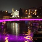 Blick vom Donaukanal zur Urania