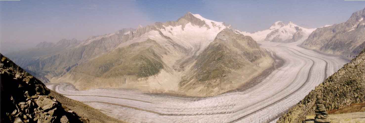 Blick vom Eggishorn auf den Aletschgletscher mit Eiger, Mönch und Jungfrau