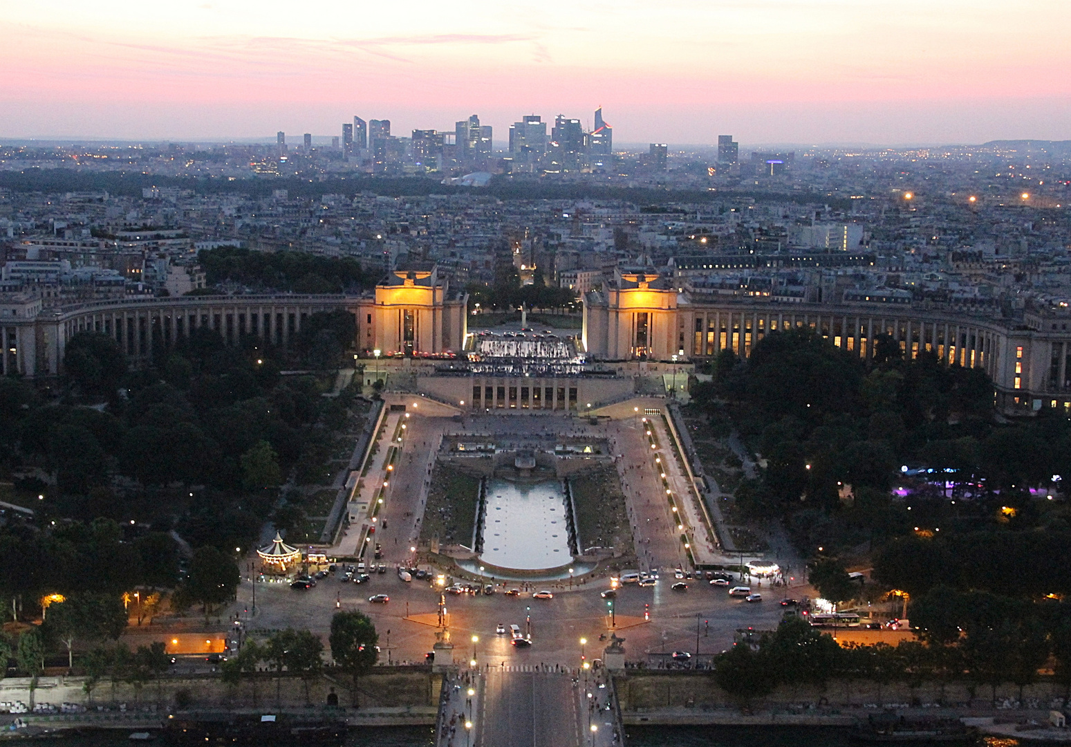 Blick vom Eiffelturm auf Jardins du Trocadèro