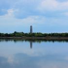 Blick vom Elsterstausee zur Bistumshöhe