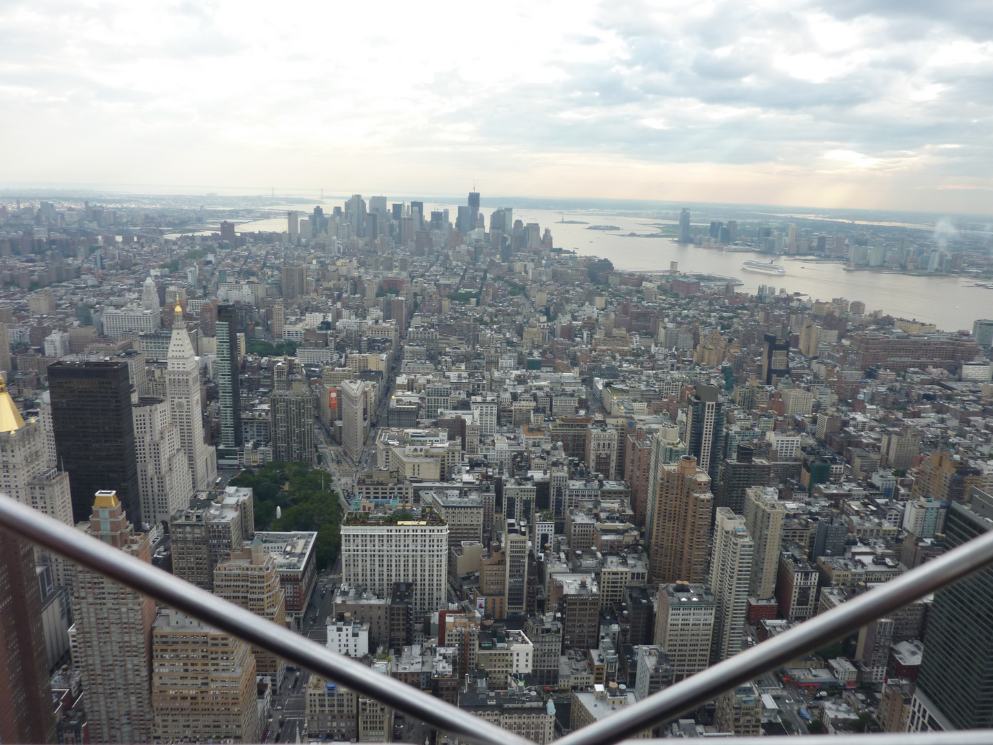 Blick vom Empire State Building auf Manhatten