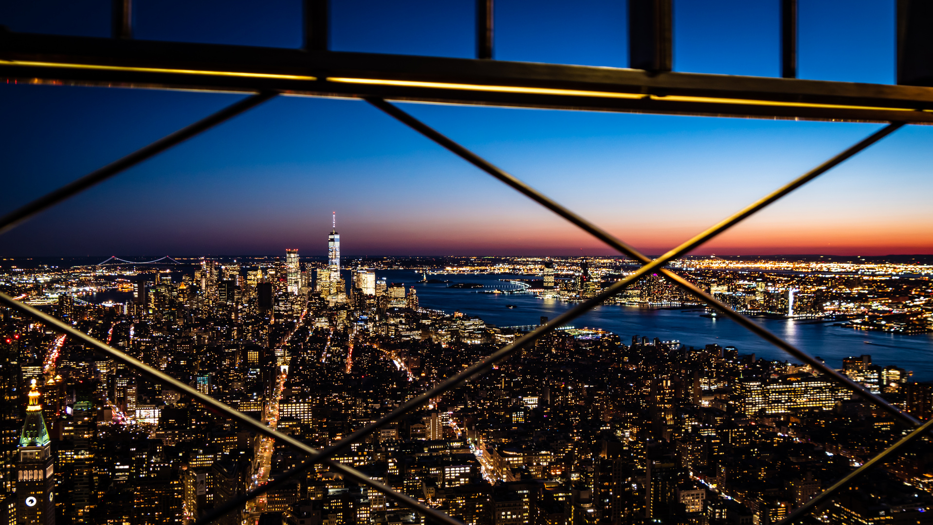 Blick vom EmpireStateBuilding auf Skyline Manhatten und OneWorldTradeCenter