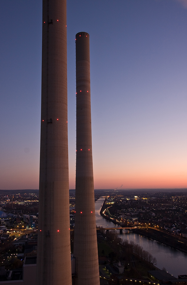 Blick vom EnBW-Kraftwerk Heilbronn