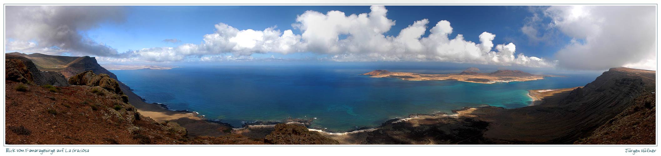 Blick vom Famaragebirge auf La Graciosa