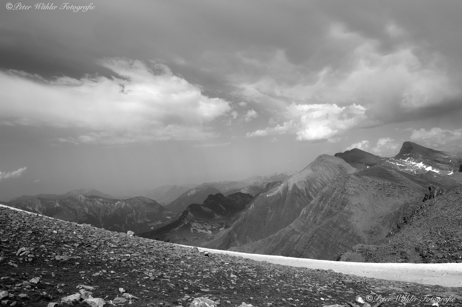 Blick vom Faulhorn Richtung Axalp / Berner Oberland / Schweiz