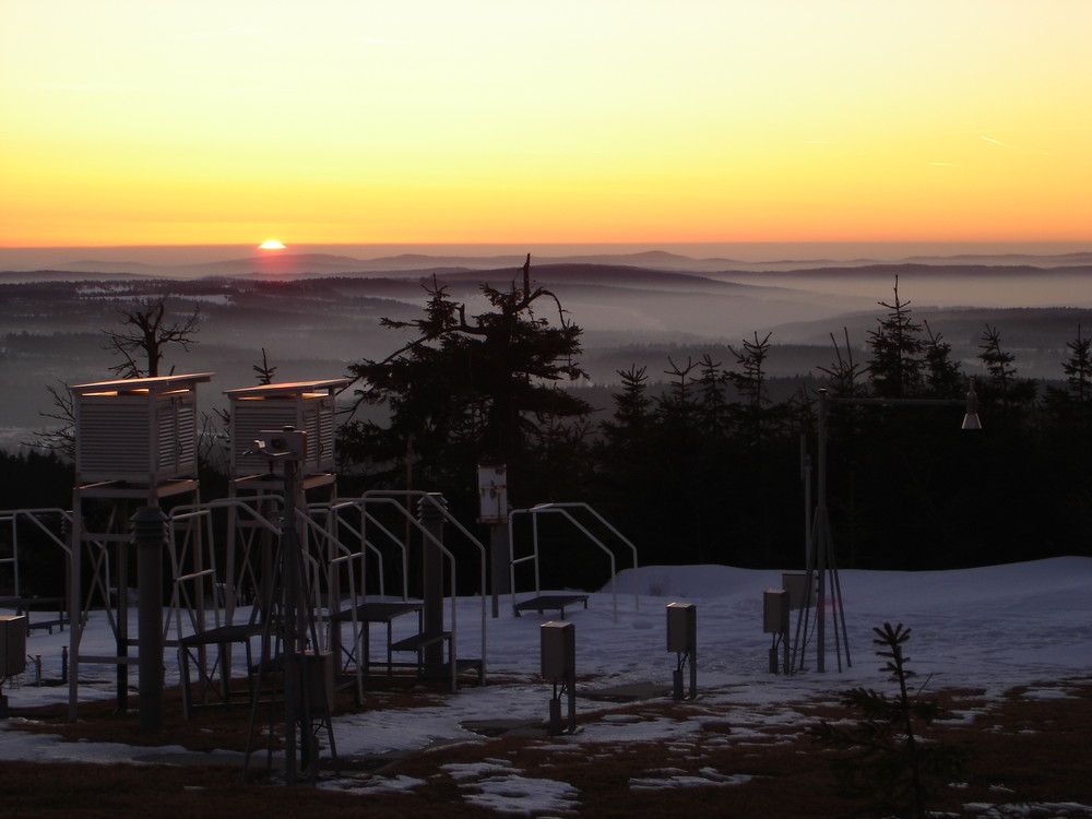 Blick vom Fichtelberghaus ins Erzgebirge