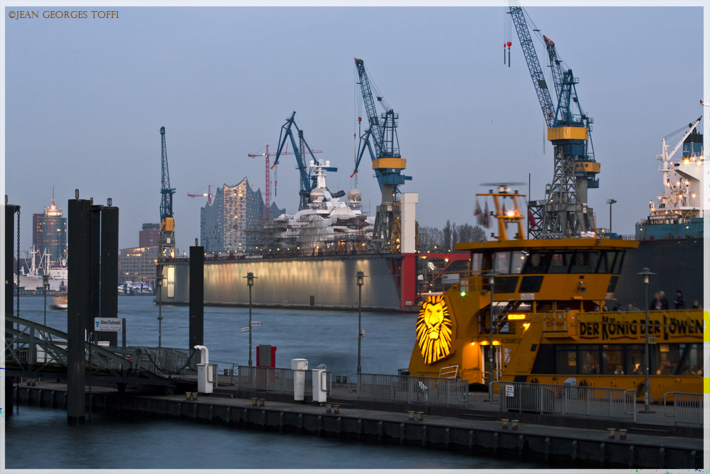 Blick vom Fischmarkt Hamburg