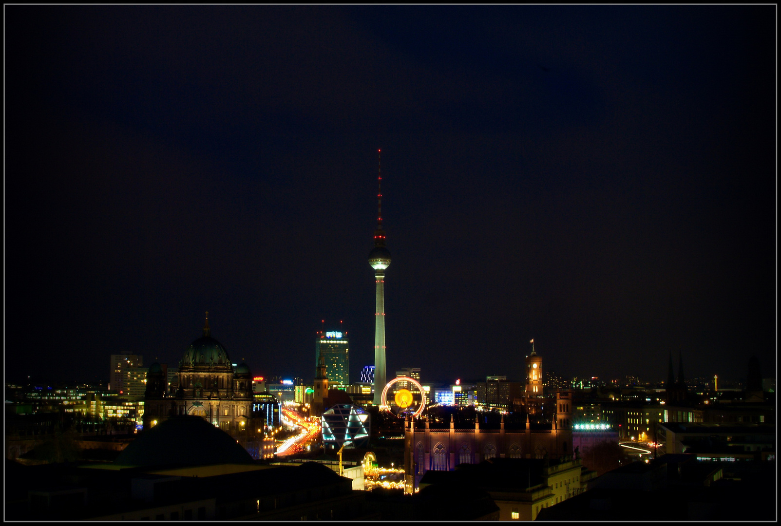 Blick vom Französischen Dom ...