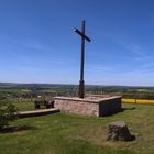 Blick vom Friedenskreuz II auf meinen Heimatort Freilingen/Eifel