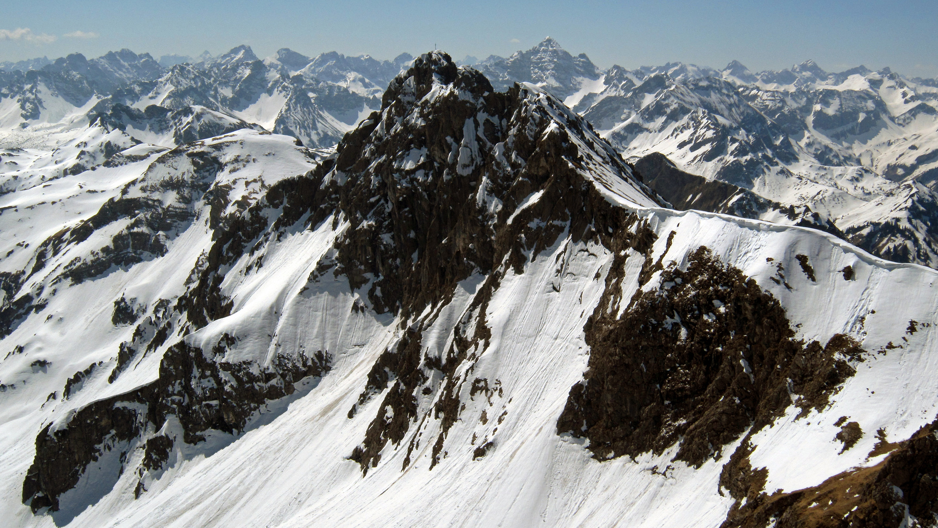 Blick vom Gaishorn auf Rauhhorn und Hochvogel!