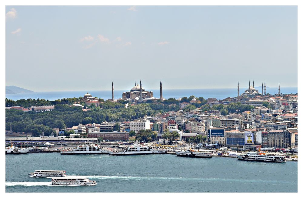 Blick vom Galataturm auf Istanbul