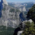 Blick vom Glazier Point in die Weite des Yosemite National Parks.