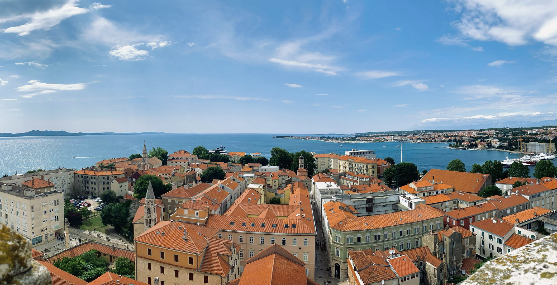 Blick vom Glockenturm über Zadar 