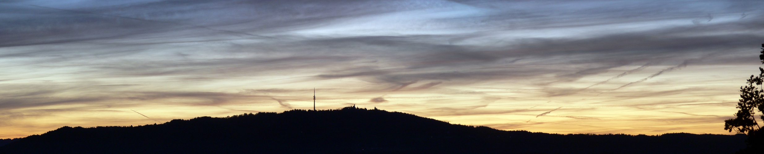 Blick vom Gögerl Richtung Hohenpeißenberg am 2.11.14 um 17:30