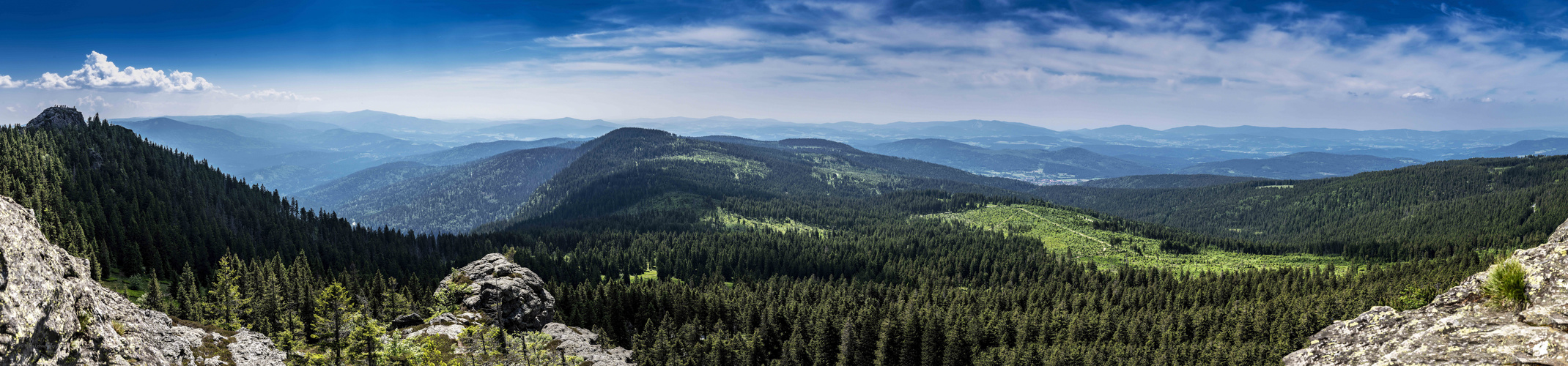 Blick vom Großen Arber ins weite Land...