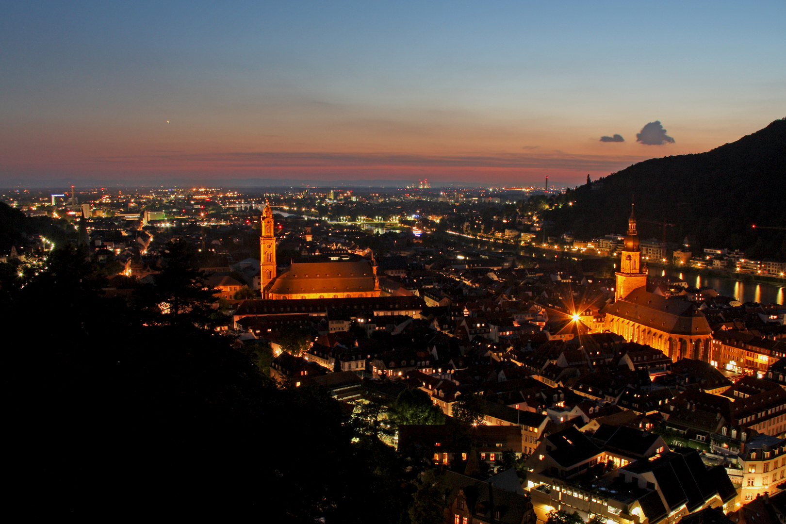 Blick vom Heidelberger Schloss bei Nacht