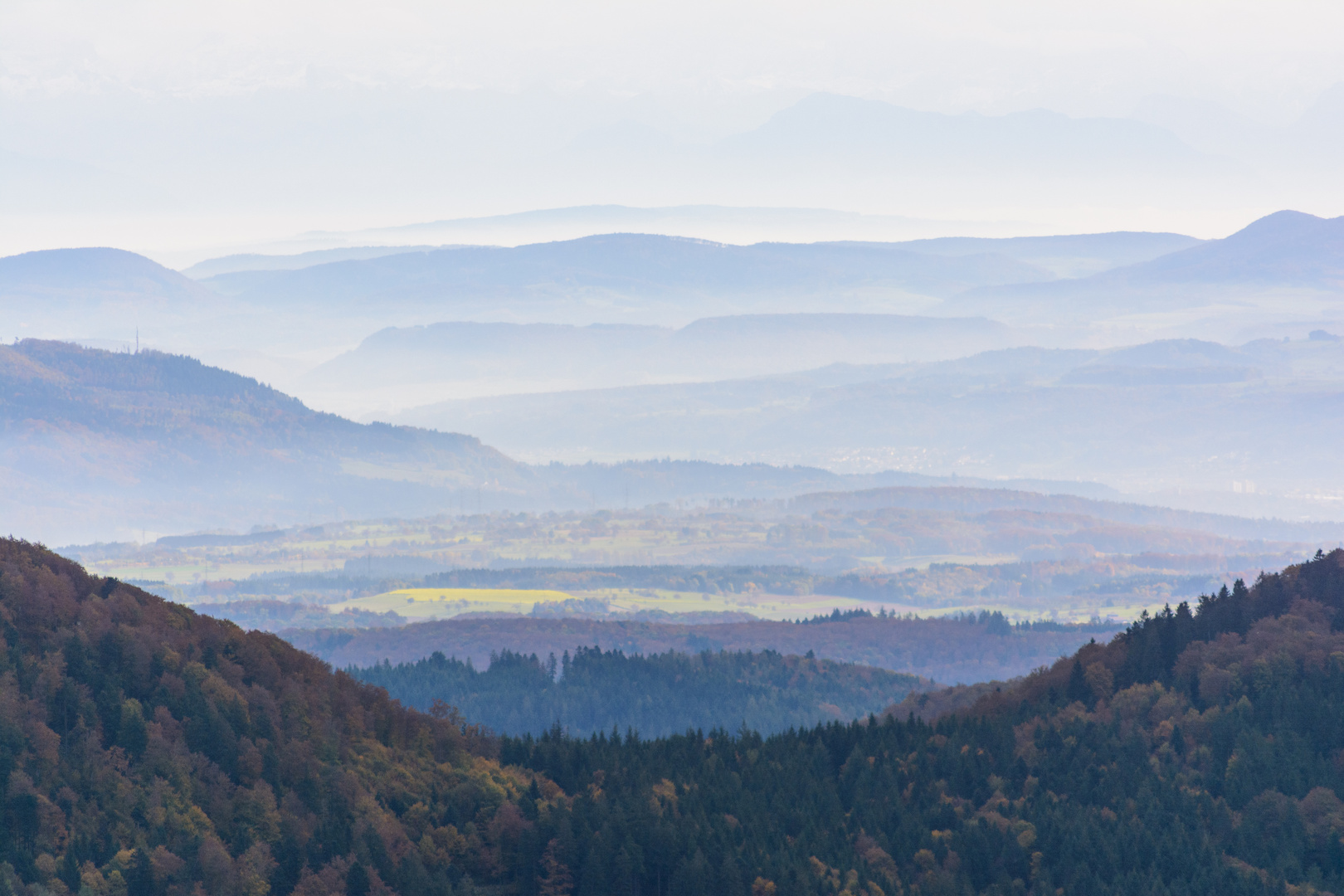 Blick vom Hochblauen ins Land