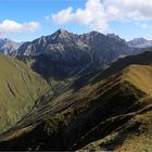 Blick vom Hönig zum Roten Stein