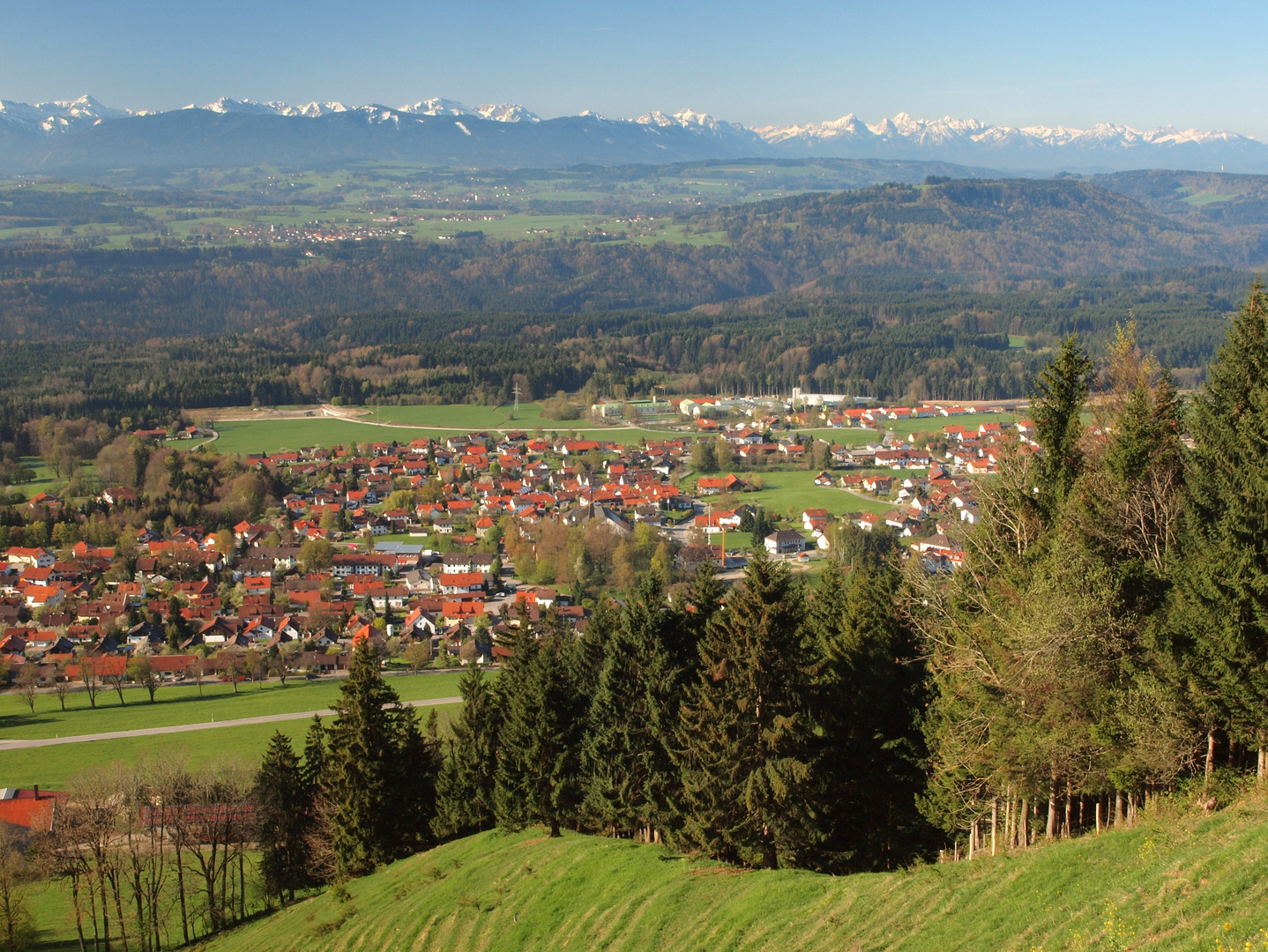 Blick vom Hohen Peißenberg auf die Allgäuer Alpen