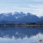 Blick vom Hopfensee ins Gebirg