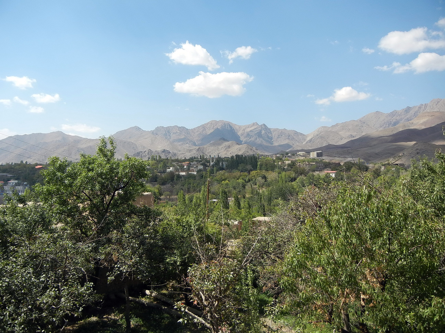 Blick vom Imamzadeh in Qamza