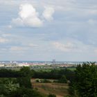 Blick vom Irxlebener-Berg auf die Stadt Magdeburg in der Ferne