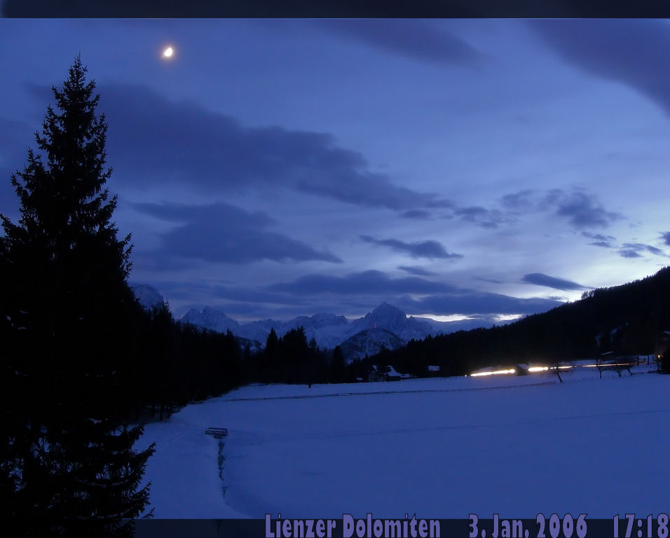 Blick vom Iselsberg zu den Lienzer Dolomiten